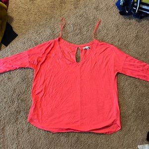 Quarter length sleeve shirt
